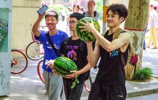 最近兰州某高校吃瓜